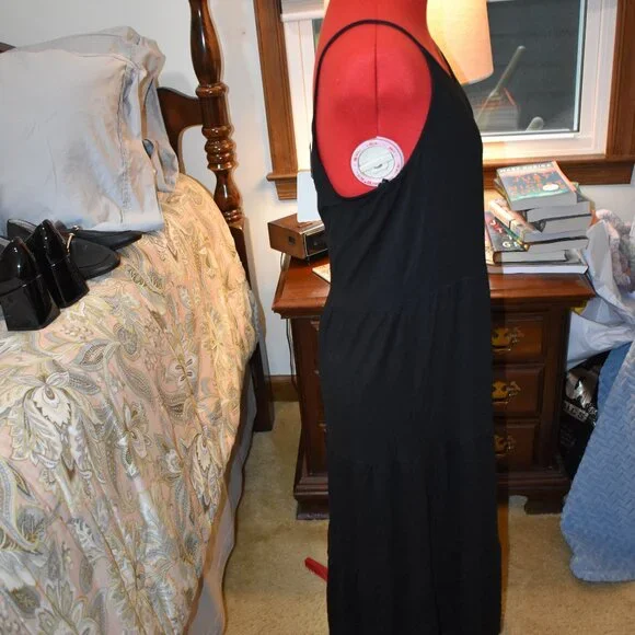 dress - Picture 4 of 8